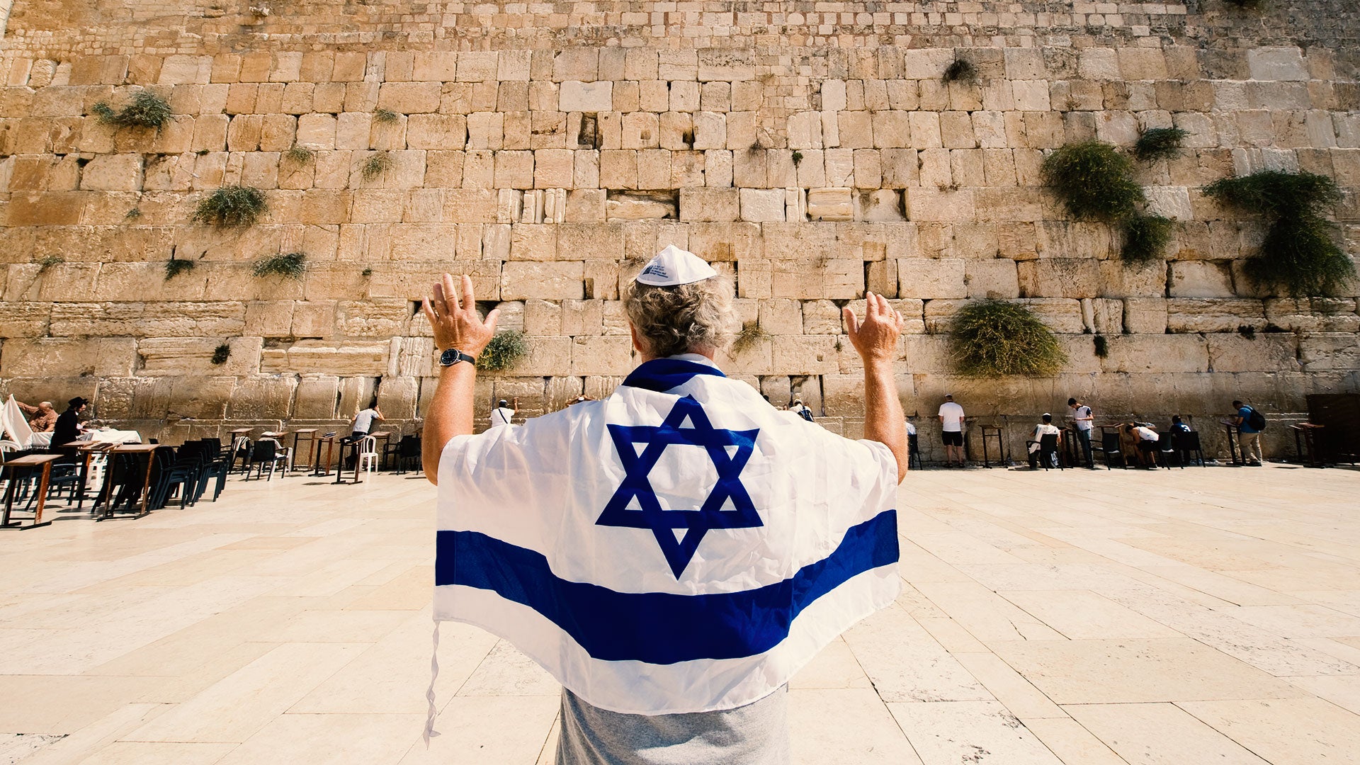 Граждане рф в израиле. Израэль. Флаг Израиля у стены плача.